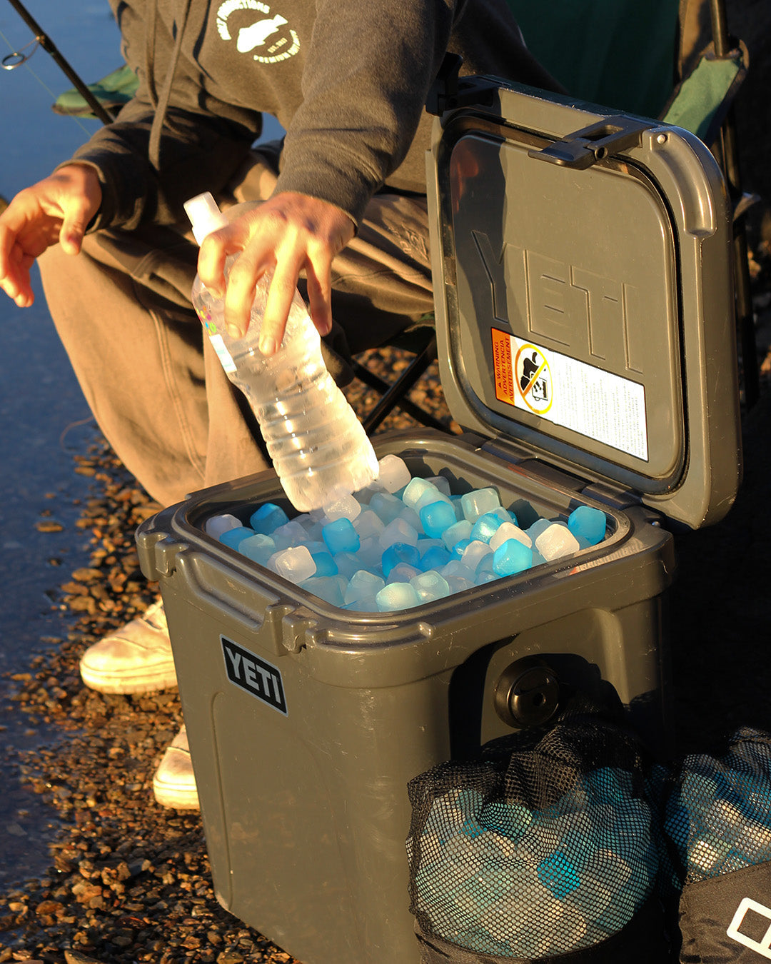 Mega Freeze | Blue Ice | 10.5lb Black Bag